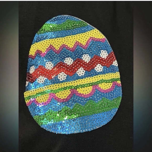 Sequin egg black loose fit Easter holiday tee S M L XL 2XL - Picture 5 of 6